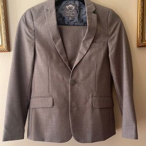 Gray suit Appaman size 14